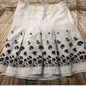 Ann Taylor Cream Floral Embroidered Skirt